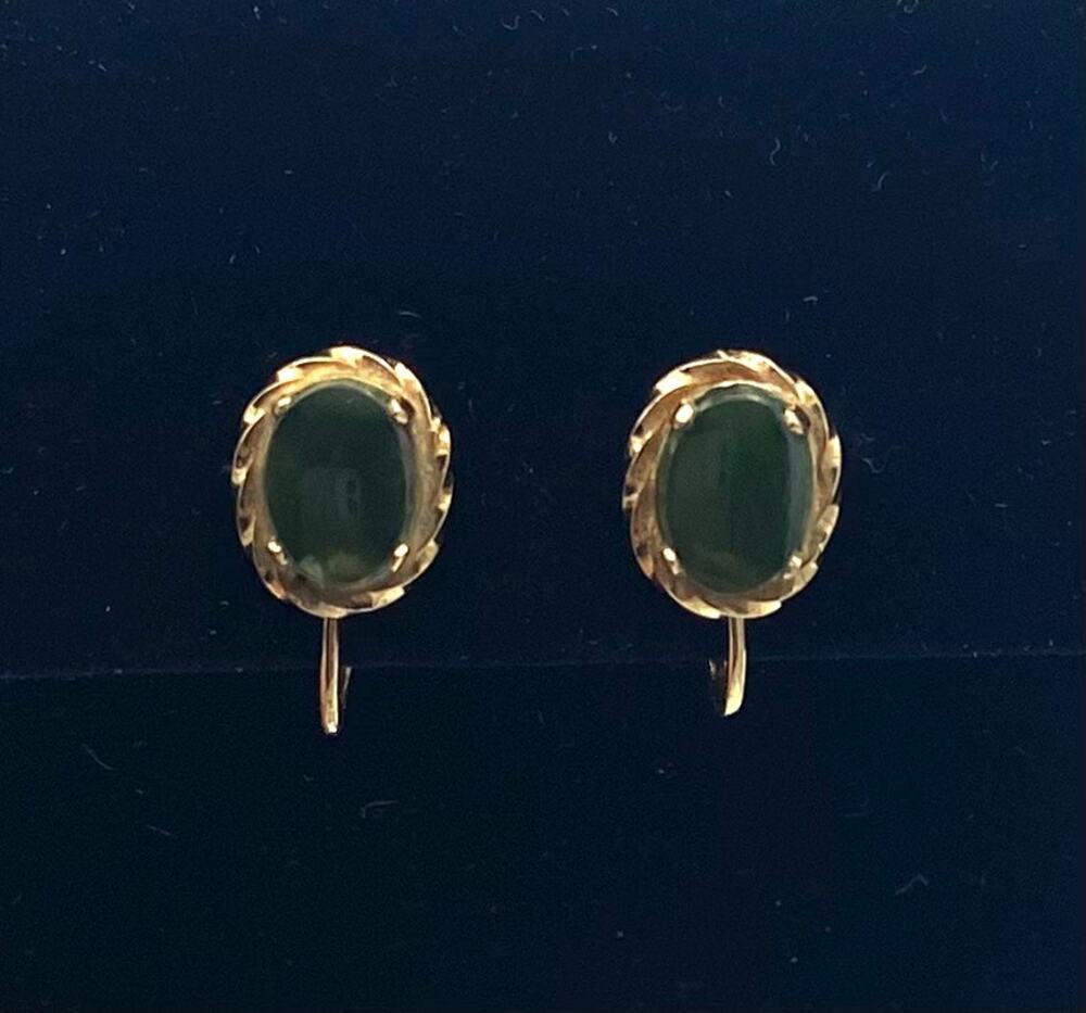 Vintage 14K Gold Filled Nephrite Jade Earrings Screwback Clip On 12K GF Back SEE